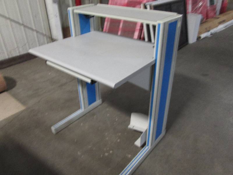 Work Bench - Sturdy