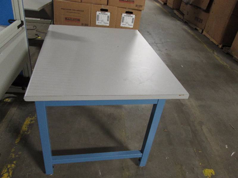 Work Bench - Sturdy Table