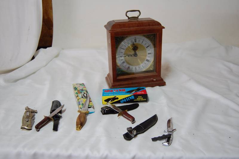 lot 18 image: Clock and Knives