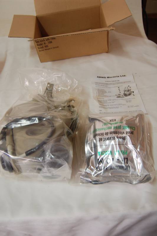 lot 44 image: Gas Mask