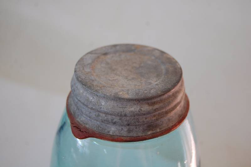 lot 13 image: 2 Antique Canning Jars