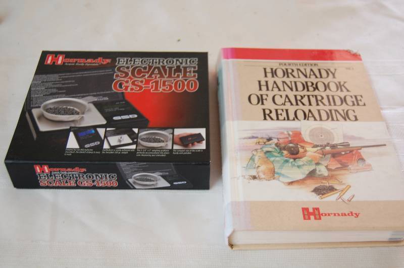 lot 55 image: Horandy Reloading Hand Book and Electronic Scale