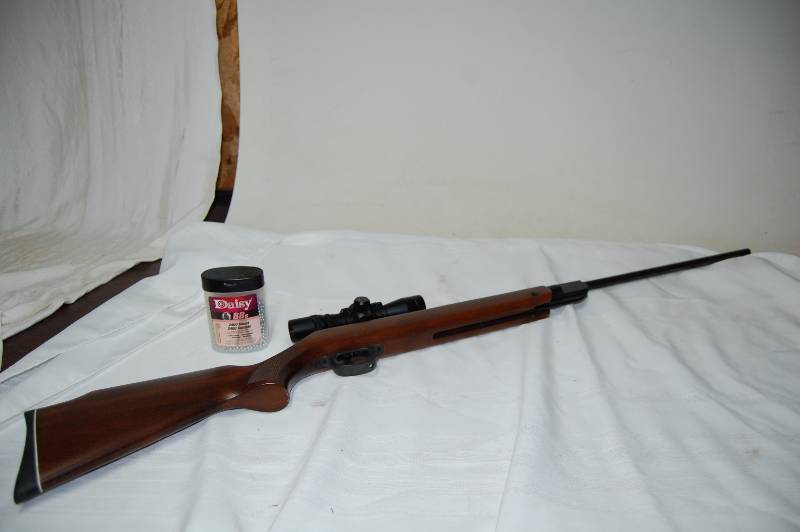 lot 83 image: Diana Air Rifle Gun