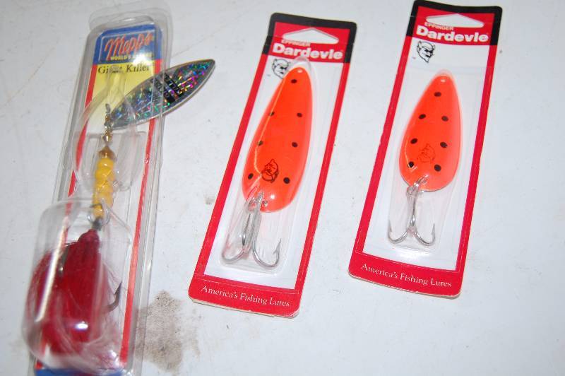 lot 193 image: Misc Fishing Lures