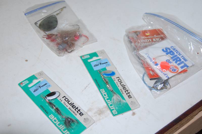 lot 195 image: Misc Fishing Lures