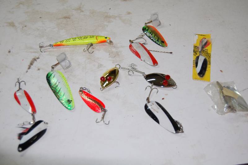 lot 208 image: Misc Fishing Lures