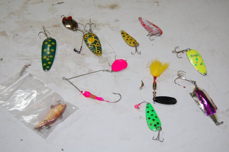 lot 212 image: Misc Fishing Lures
