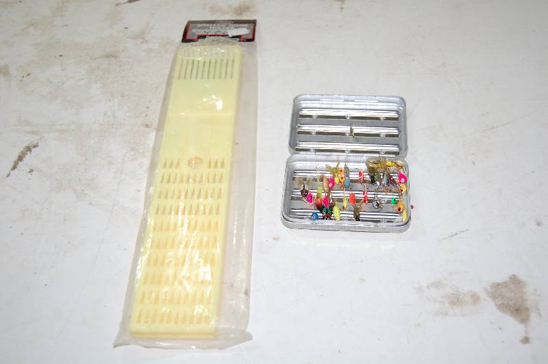 lot 213 image: Misc Fishing Lures