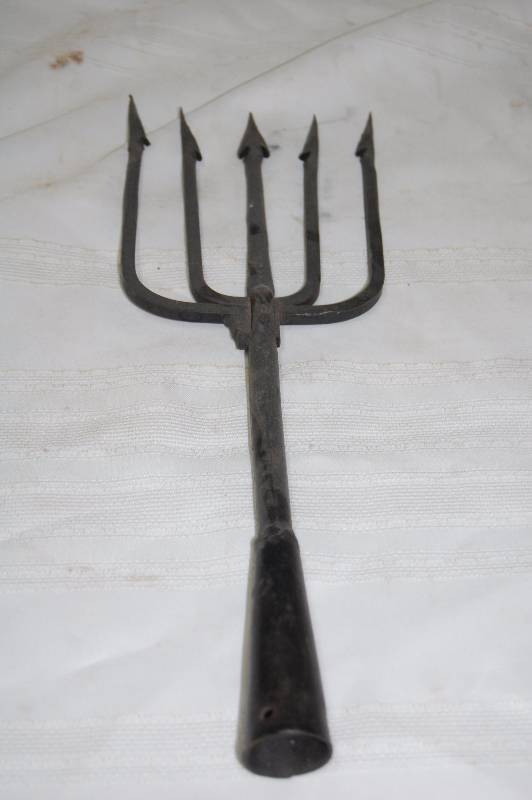 lot 240 image: Fishing Spear Head