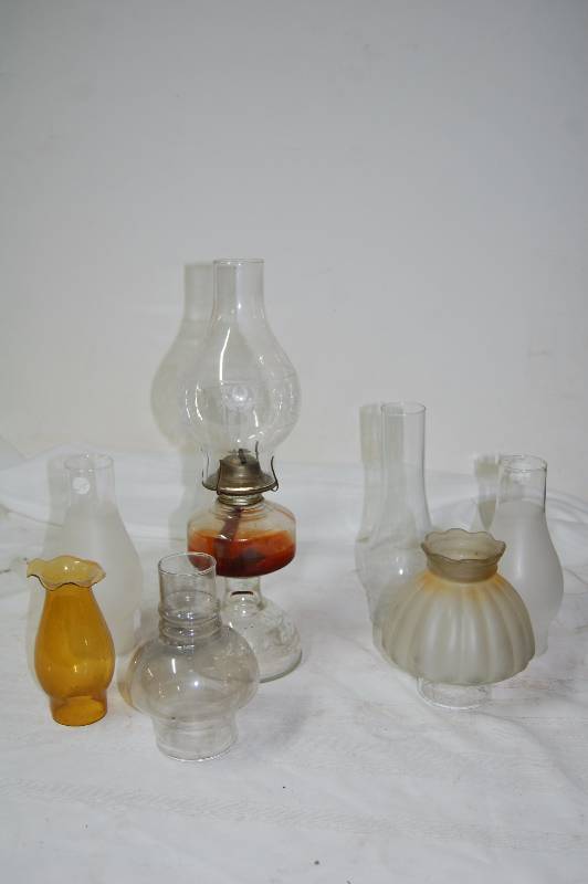 lot 248 image: Oil Lanterns