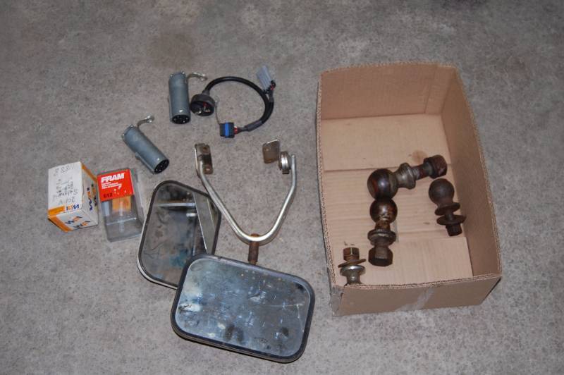 lot 269 image: Trailer Parts