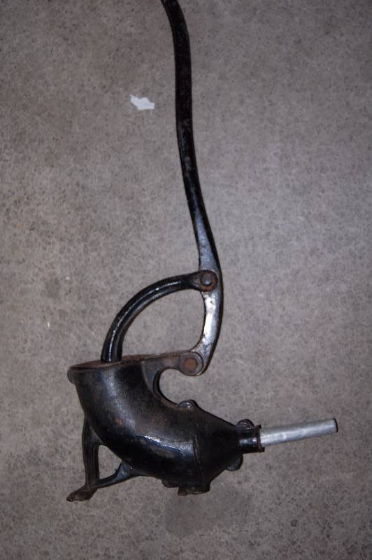 lot 279 image: Sausage Extruder