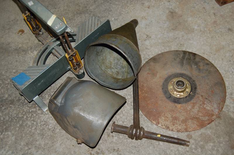 lot 313 image: Welding Mask and Tools