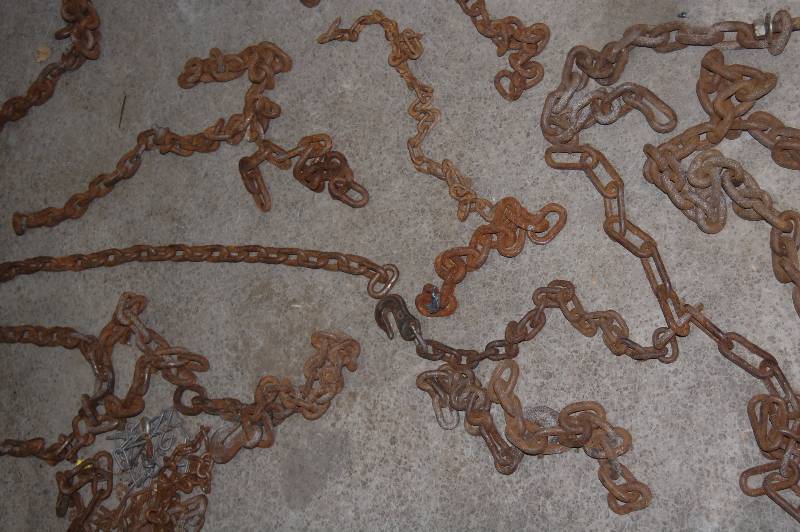 lot 314 image: Short Lengths of Chain