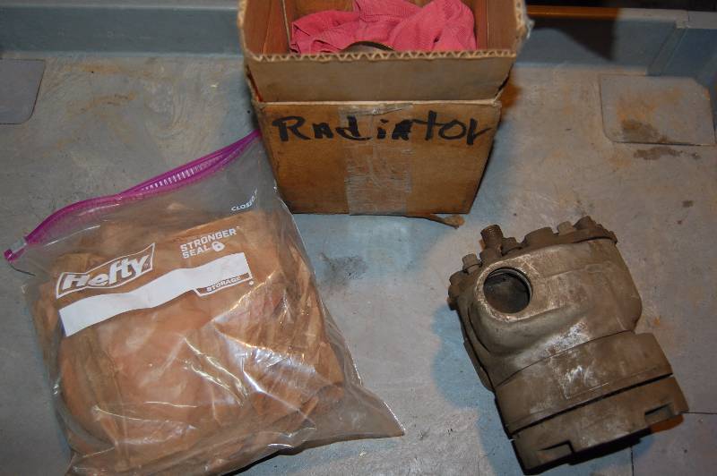 lot 318 image: Catipillar Piston Rings and more