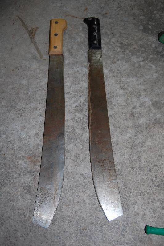 lot 328 image: Gasket, Bike Pump and Machetes