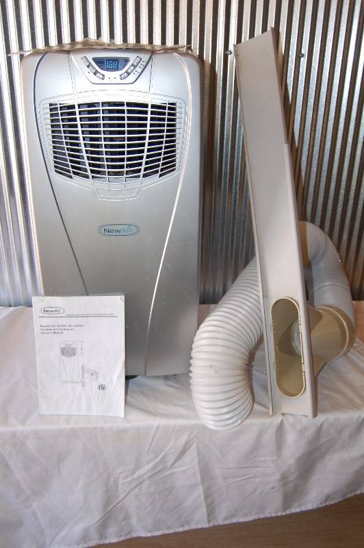 lot 385 image: Portable AC Unit