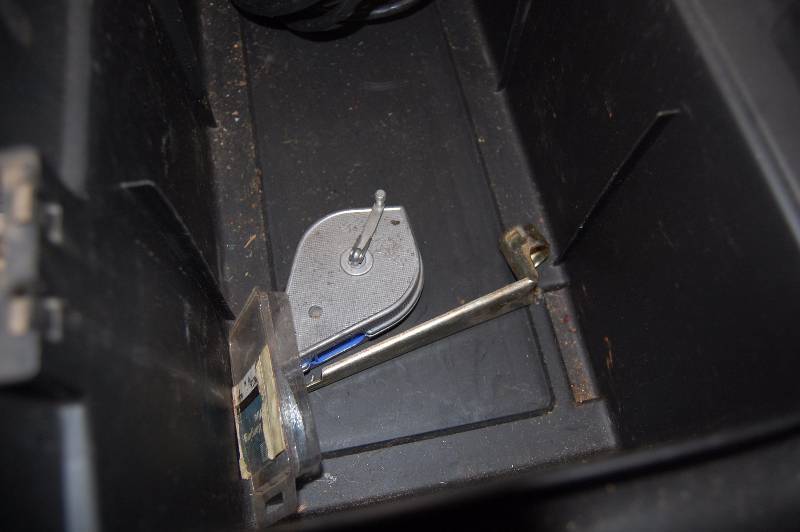 lot 395 image: Tool Box with Tools