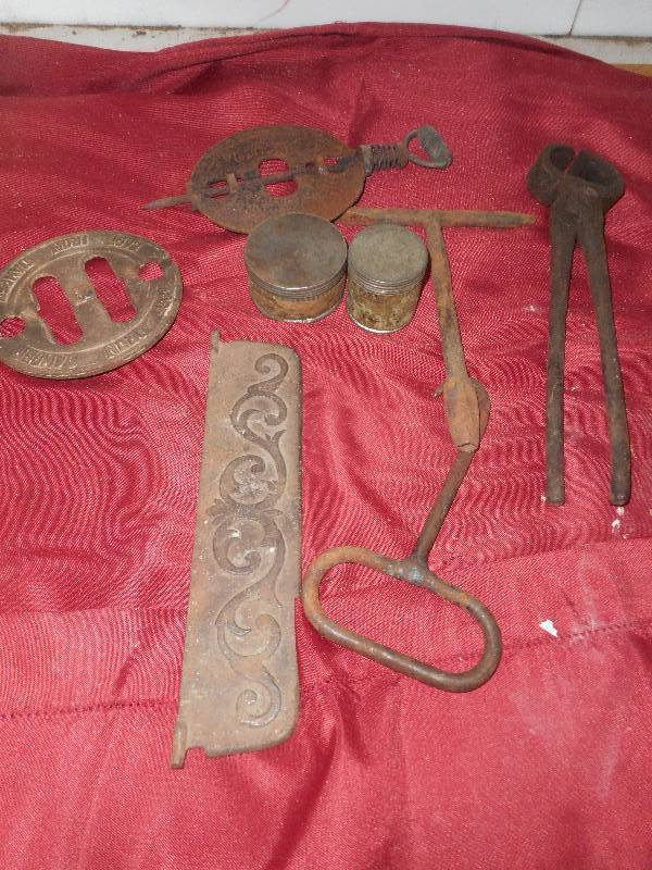 VINTAGE IRON WARE