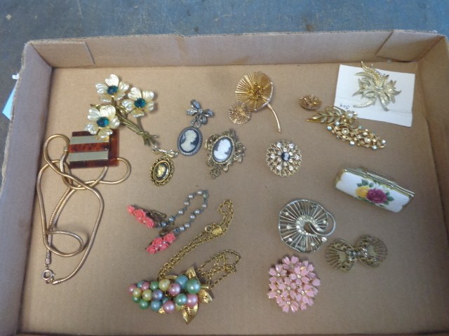 Vintage Jewelry