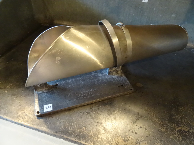 lot 5 image: Jet net meat stuffer....