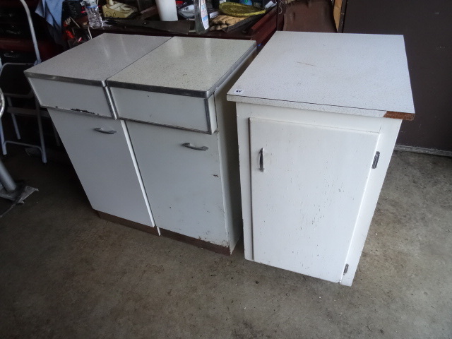 lot 84 image: 3 laundry or garage cabinets. 1 on ...
