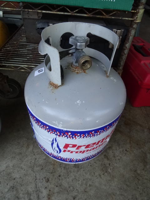 lot 88 image: 20 lb new style propane tank...