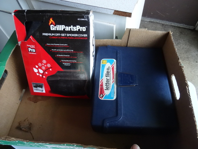 lot 187 image: Grill parts pro offset smoker cover...