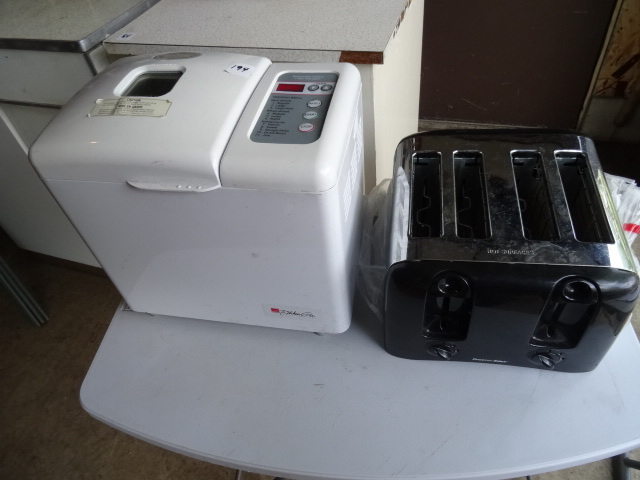 lot 194 image: Regal bread maker. Proctor silex 4 ...