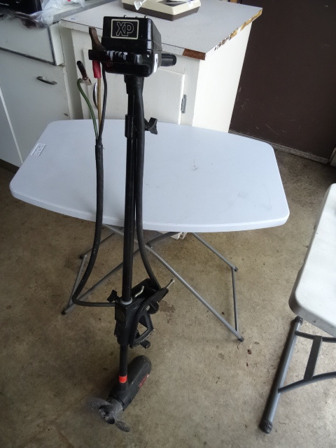 lot 195 image: Eagle electric trolling motor. XP.....