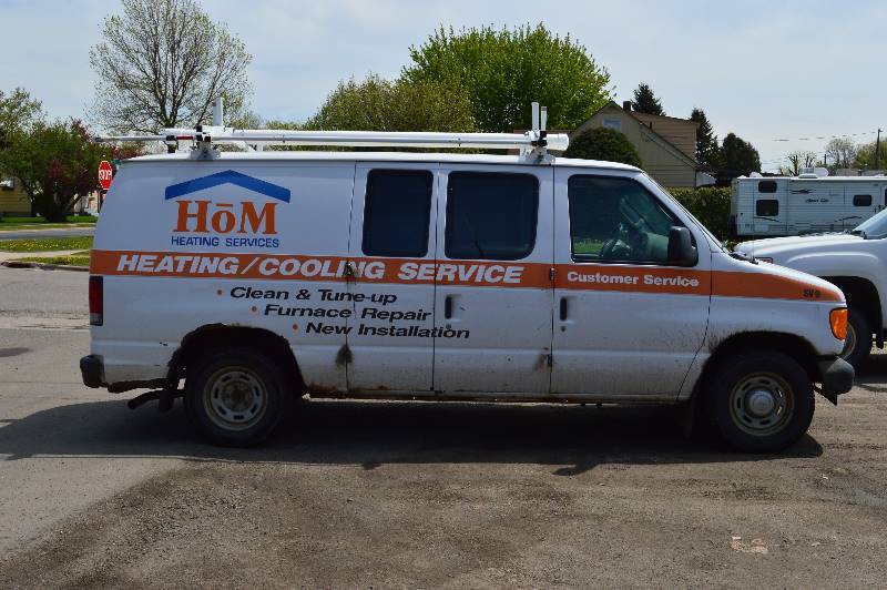 2004 Ford Econoline service van