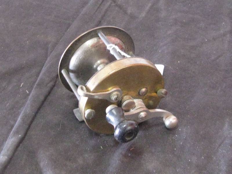 lot 75 image: Four Brothers Sumco Reel