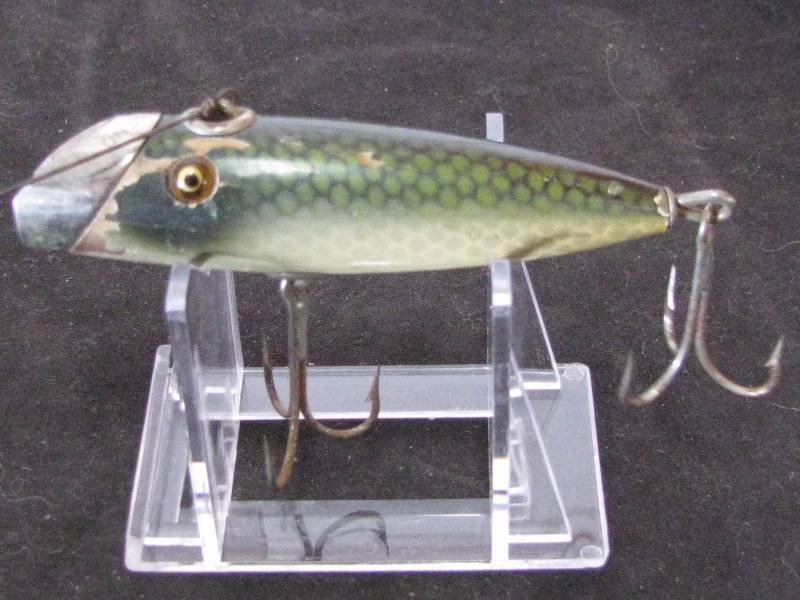 lot 83 image: Fish-O-Reno Lures
