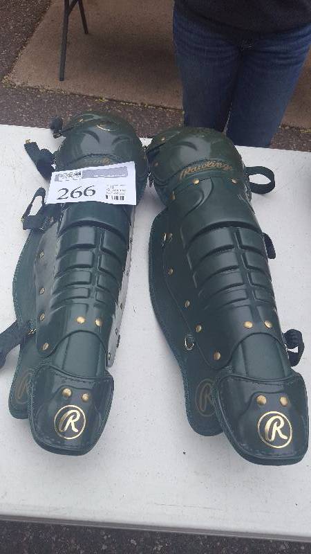 lot 266 image: New Rawlings Double Knee Pad Catcher Shin Guards