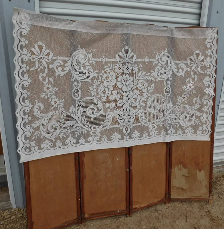 four panel privacy screen for refinishing