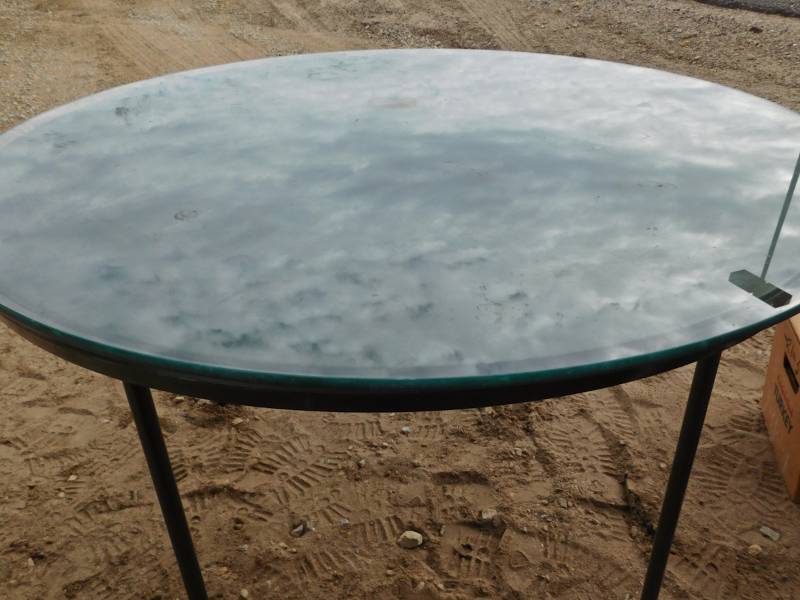 round card table with round glass top