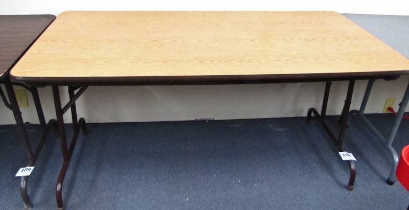 6 folding table