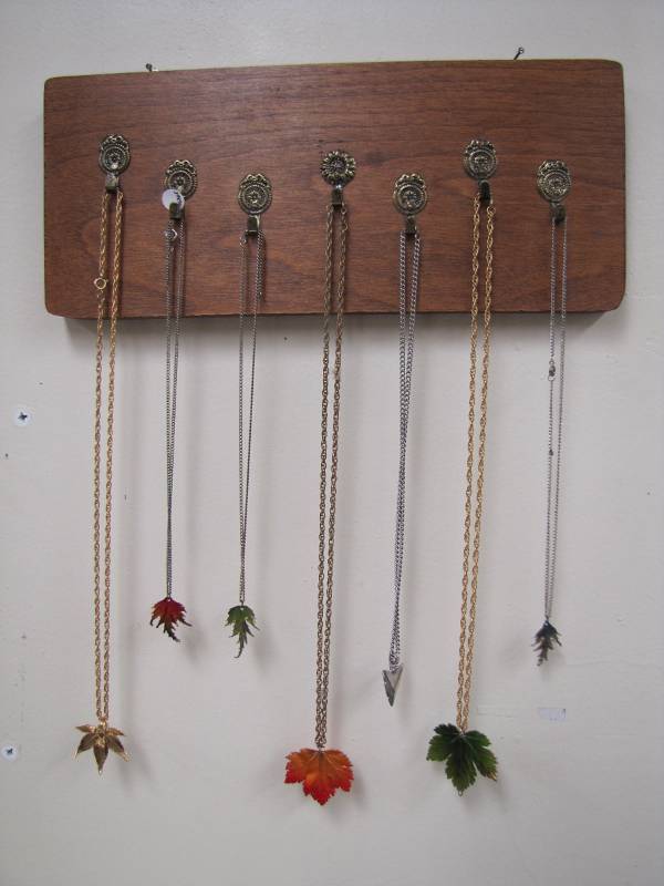 Jewelry lot please see Photos