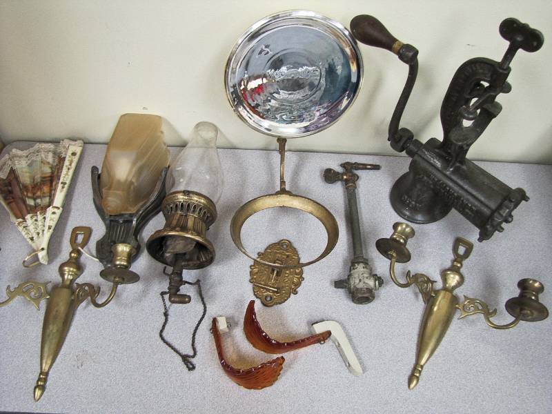 vintage collectible items