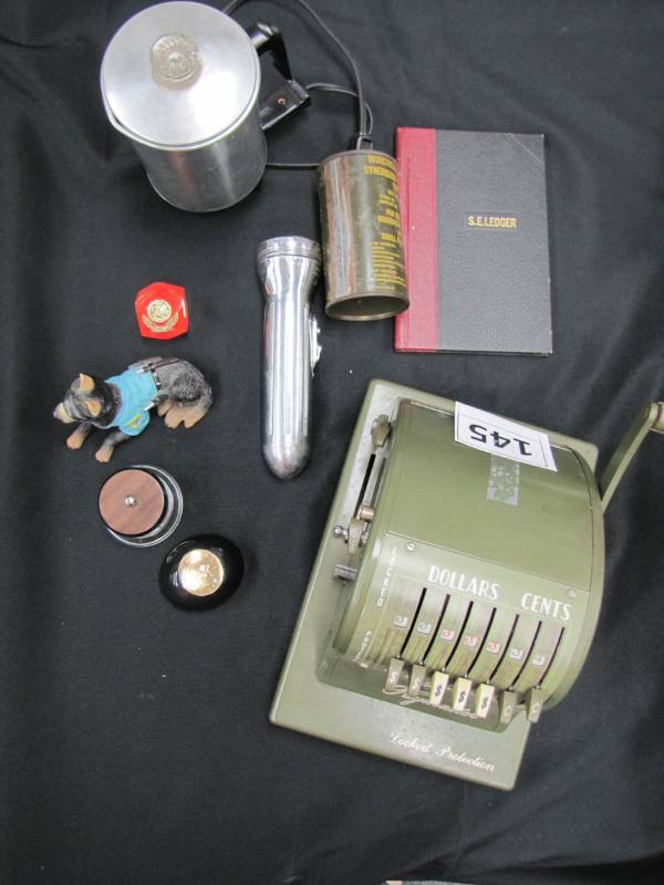 vintage collectible items see photos