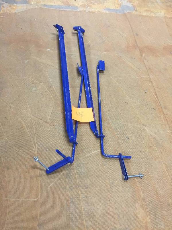 lot 146 image: Werner Steel Pump Jack Foldable Brace open box never used