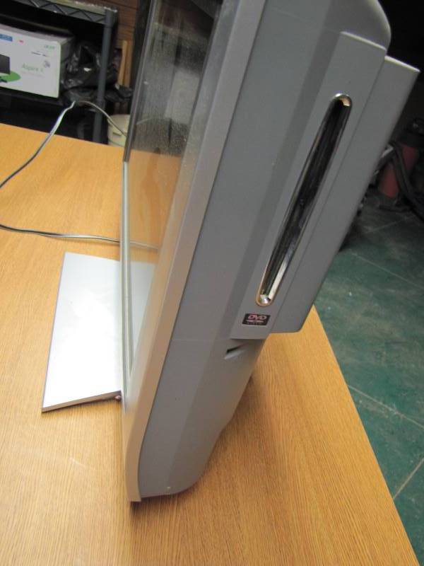 22 inch Toshiba.  Works.