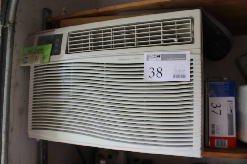 lot 38 image: Soleus 25K BTU Air Conditioning Unit