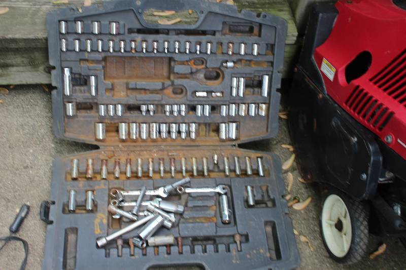 lot 113 image: Socket Set w Case