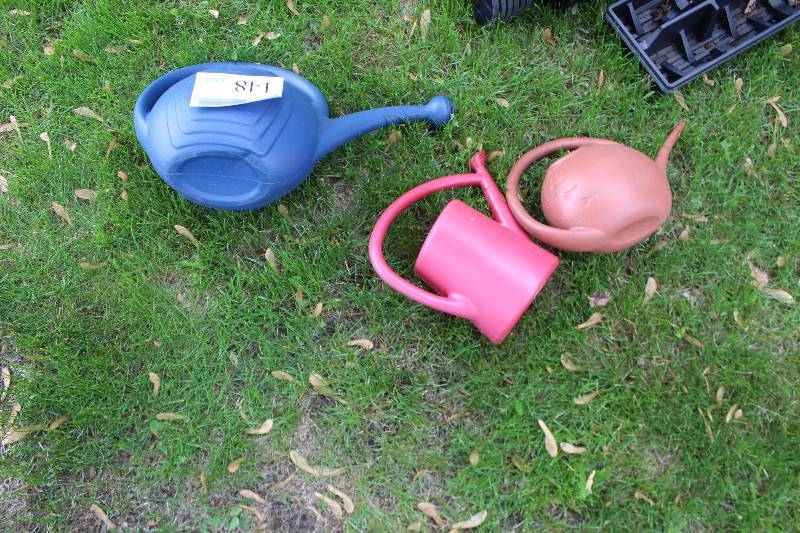 lot 148 image: Lot of (3) Plastic Water Cans