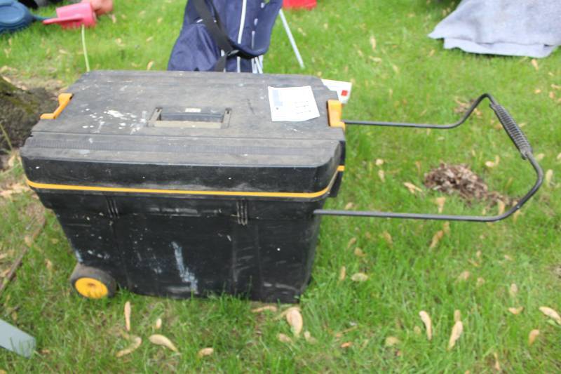 lot 141 image: Tool Tote