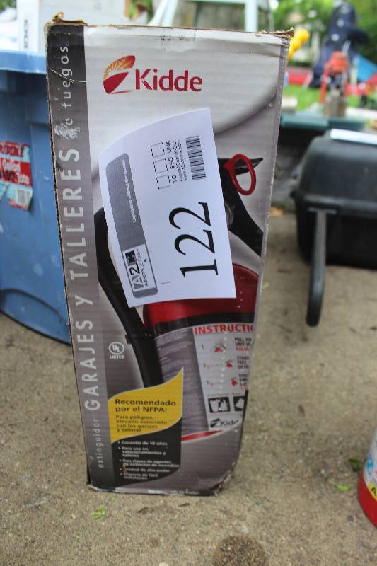lot 122 image: Kidde Multi Purpose Dry Chemical Fire Extinguisher