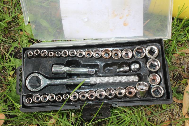 lot 133 image: 38-Piece Socket Set w Case