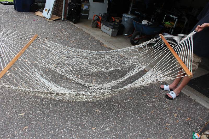 lot 203 image: Hammock
