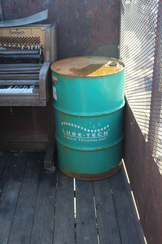 lot 209 image: 30-Gallon Diesel Fuel Barrel